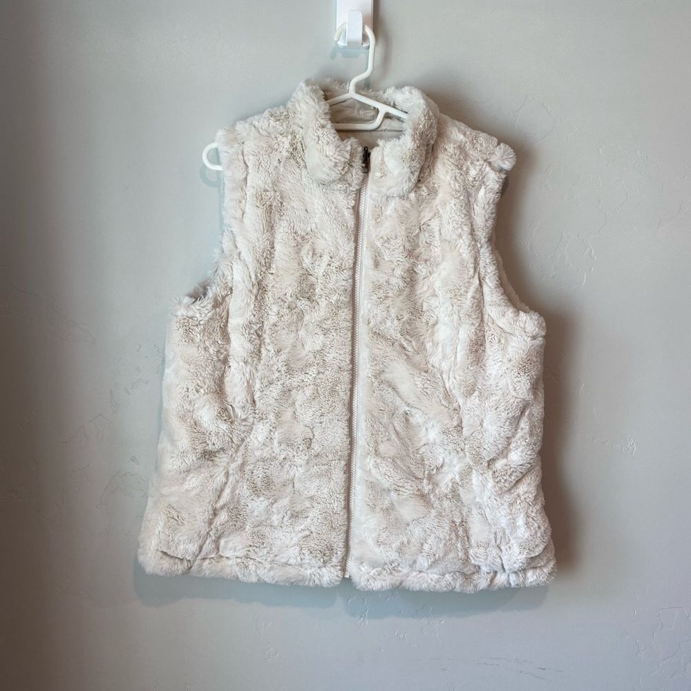 Nicole Miller Cream Faux Fur Vest